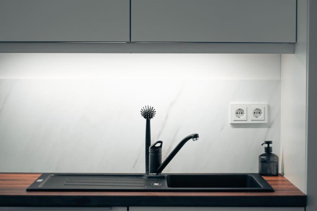 Modern 2 R-Apartment/Netflix/Fitness/Billiard Дрезден Екстер'єр фото